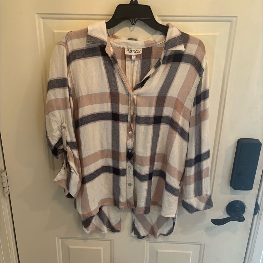 Anthropologie Hester & Orchard Beige and Grey Plaid Button-Down Shirt - Picture 2 of 4